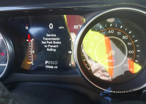 2020 Jeep Wrangler Unlimited Sahara Altitude 4X4 from USA, damaged, VIN 1C4HJXEM0LW323308